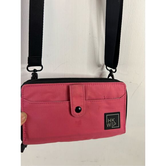 IHKWIP crossbody pink wallet zippers nylon 8x5" Black strap - Picture 3 of 8